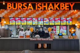 Bursa İshakbey, yeni restoranında misafirlerini ağırlıyor
